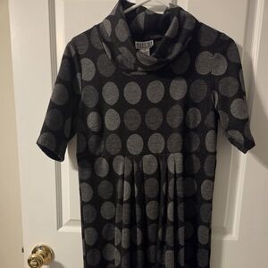 Robbie Bee Black and Gray Circle Pattern Midi Dress